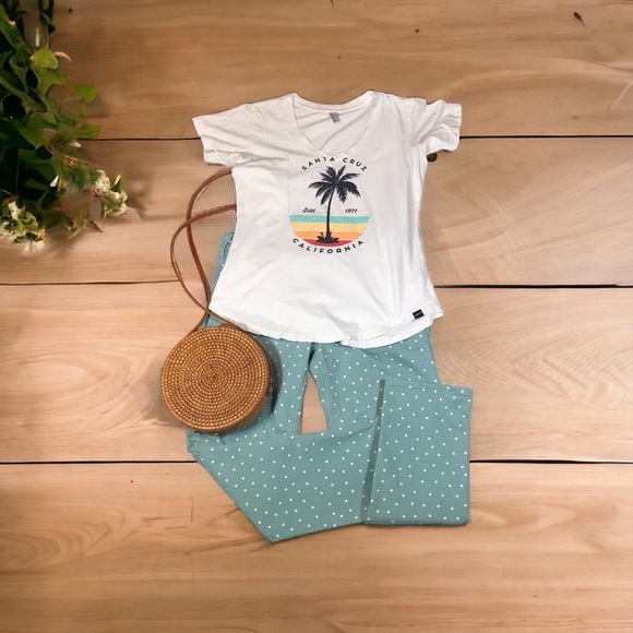 Woven Bali Style Rattan Bag - Picture 9 of 9